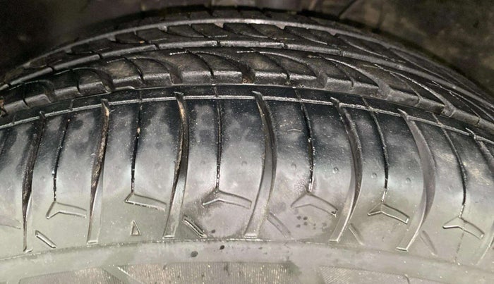 2021 Hyundai VENUE S 1.0 TURBO DCT, Petrol, Automatic, 57,932 km, Left Front Tyre Tread