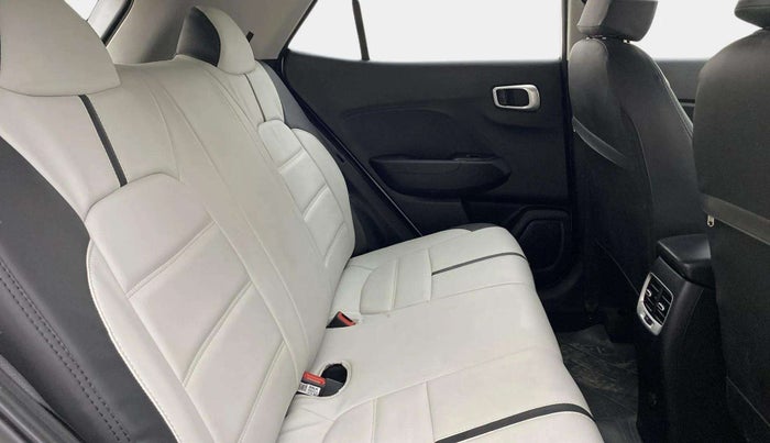 2021 Hyundai VENUE S 1.0 TURBO DCT, Petrol, Automatic, 57,932 km, Right Side Rear Door Cabin