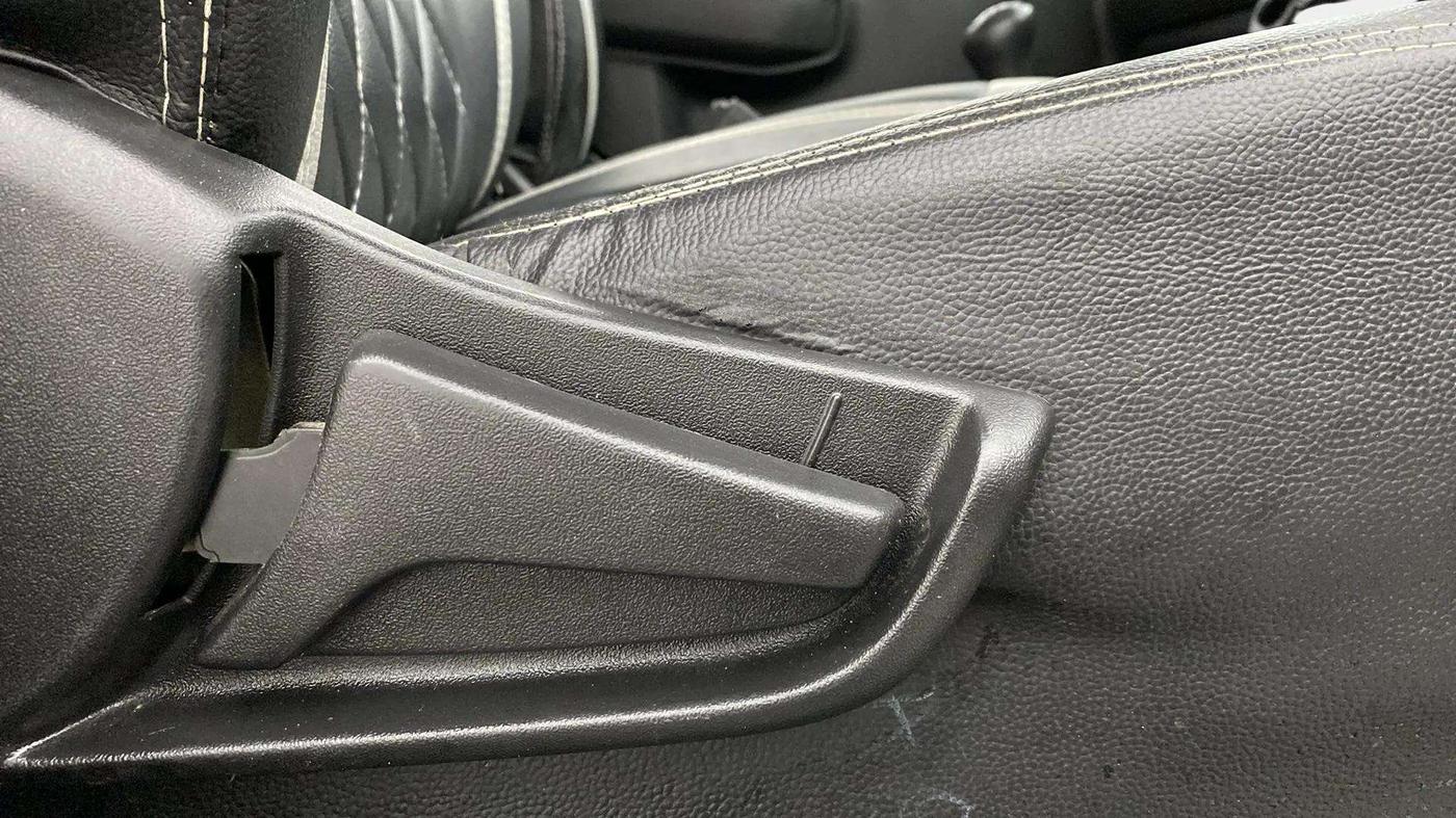 2022 Maruti S PRESSO VXI+, Petrol, Manual, 63,368 km, Driver Side Adjustment Panel