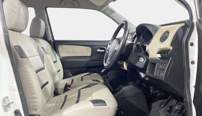 2017 Maruti Wagon R 1.0 VXI, Petrol, Manual, 16,078 km, Right Side Front Door Cabin