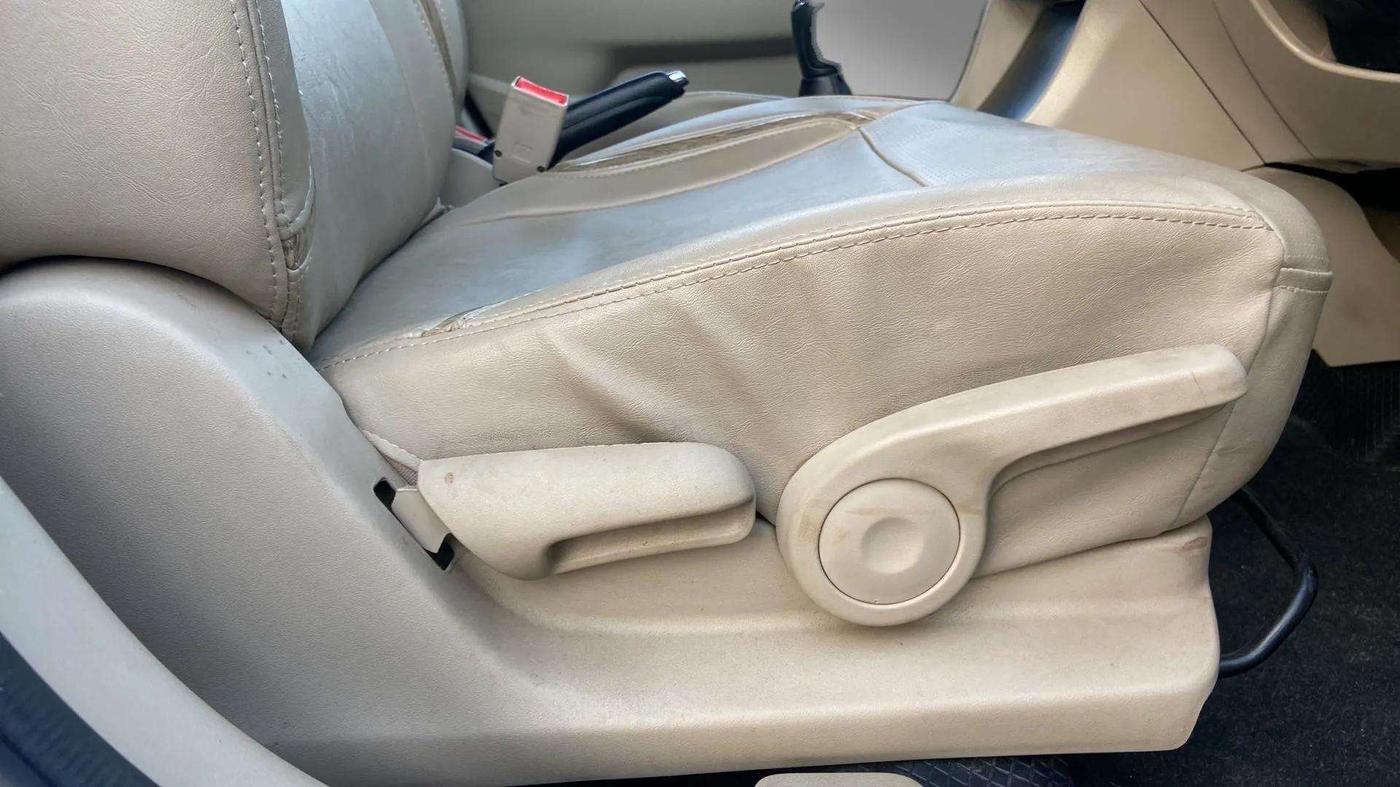 2020 Maruti Ciaz DELTA 1.5 SHVS MT PETROL, Petrol, Manual, 65,826 km, Driver Side Adjustment Panel