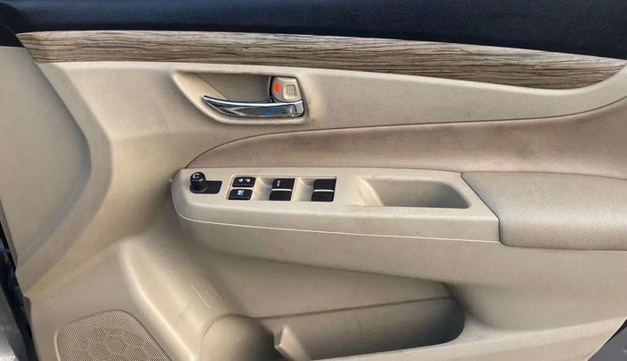2020 Maruti Ciaz DELTA 1.5 SHVS MT PETROL, Petrol, Manual, 65,693 km, Driver Side Door Panels Control