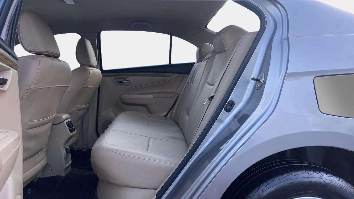 2020 Maruti Ciaz DELTA 1.5 SHVS MT PETROL, Petrol, Manual, 65,826 km, Right Side Rear Door Cabin
