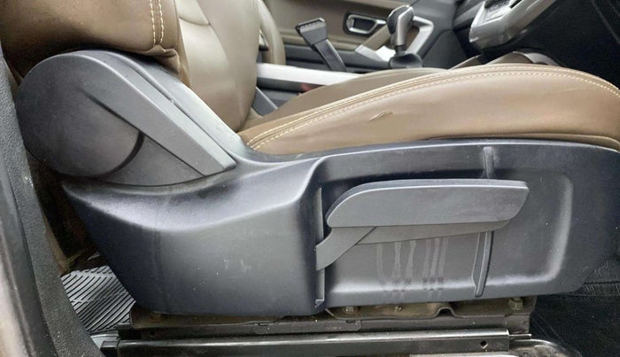 2019 Tata Harrier XZ 2.0L, Diesel, Manual, 82,349 km, Driver Side Adjustment Panel