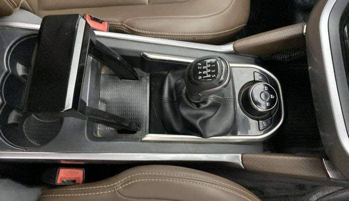 2019 Tata Harrier XZ 2.0L, Diesel, Manual, 82,349 km, Gear Lever