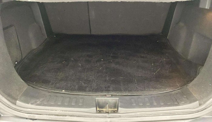 2019 Tata Harrier XZ 2.0L, Diesel, Manual, 82,349 km, Boot Inside