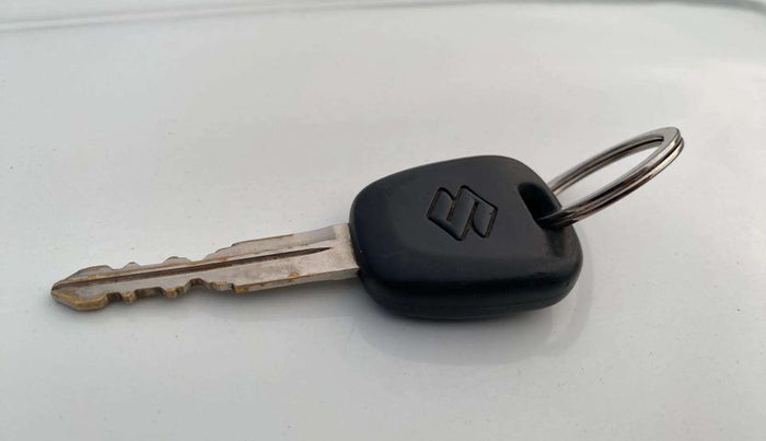 2022 Maruti S PRESSO LXI (O) CNG, CNG, Manual, 49,784 km, Key Close Up