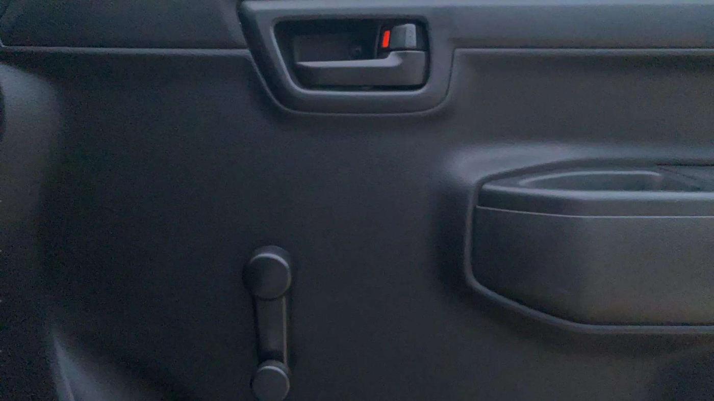 2022 Maruti S PRESSO LXI (O) CNG, CNG, Manual, 49,784 km, Driver Side Door Panels Control