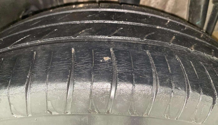 2017 Tata Tiago XZ PETROL, Petrol, Manual, 82,021 km, Left Rear Tyre Tread