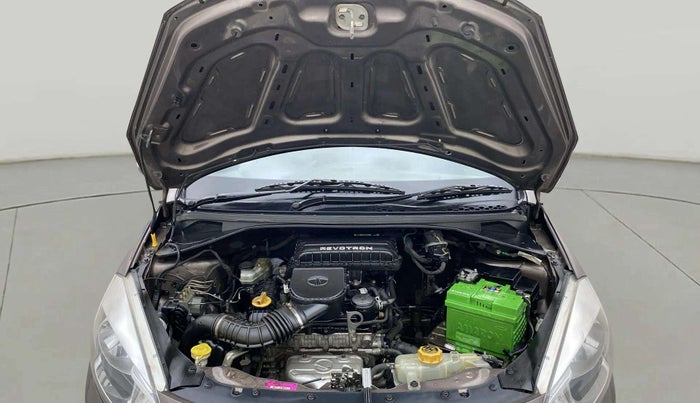 2017 Tata Tiago XZ PETROL, Petrol, Manual, 82,021 km, Open Bonet