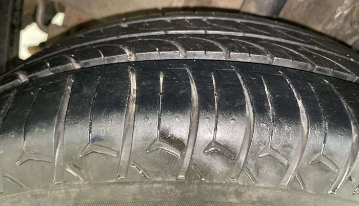 2017 Tata Tiago XZ PETROL, Petrol, Manual, 82,021 km, Right Rear Tyre Tread