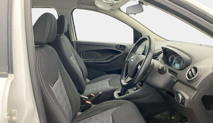 2019 Ford New Figo TITANIUM 1.2 PETROL MT, Petrol, Manual, 78,514 km, Right Side Front Door Cabin