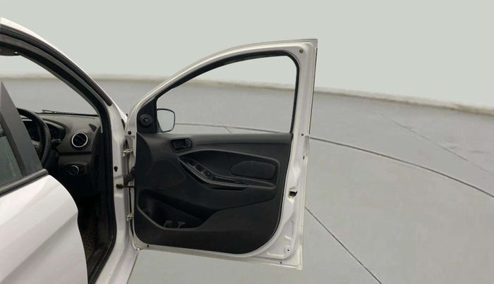 2019 Ford New Figo TITANIUM 1.2 PETROL MT, Petrol, Manual, 78,514 km, RHS Front Door