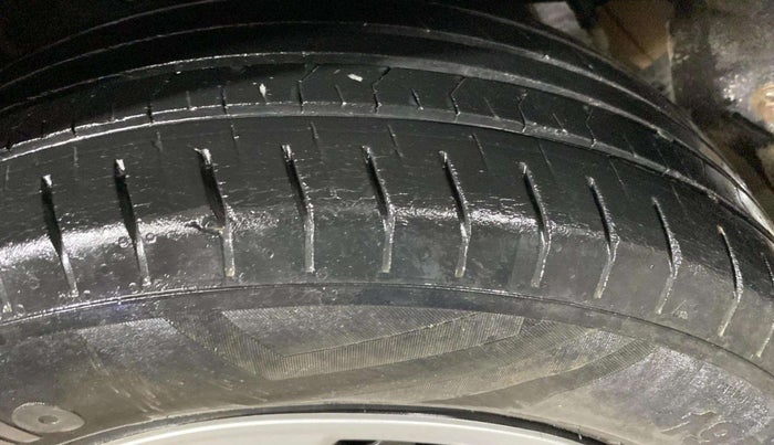 2019 Hyundai VENUE S 1.0 TURBO DCT, Petrol, Automatic, 51,761 km, Left Front Tyre Tread