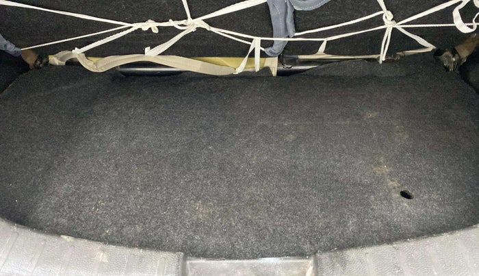 2015 Maruti Wagon R 1.0 VXI, Petrol, Manual, 1,30,514 km, Boot Inside