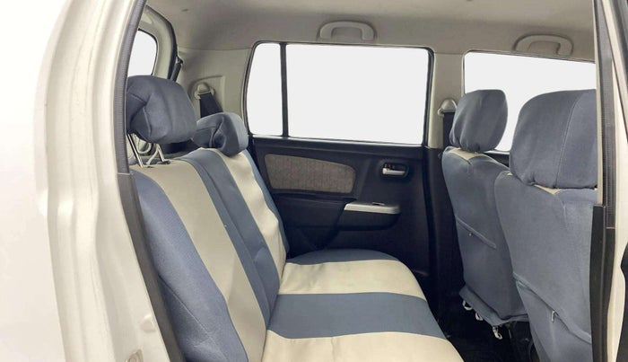 2015 Maruti Wagon R 1.0 VXI, Petrol, Manual, 1,30,514 km, Right Side Rear Door Cabin