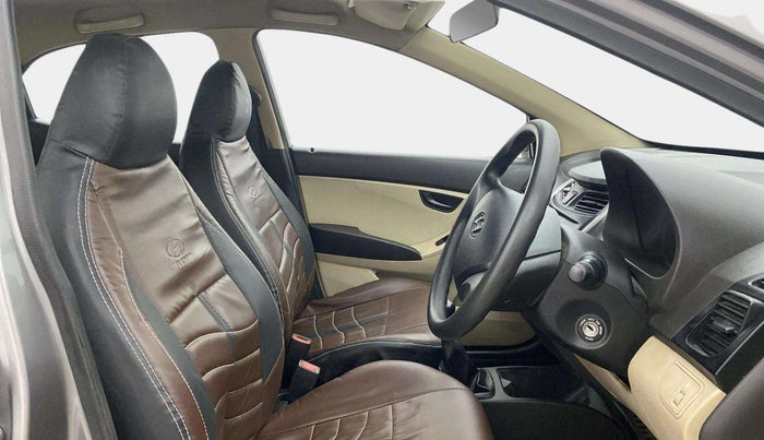 2013 Hyundai Eon ERA +, Petrol, Manual, 71,378 km, Right Side Front Door Cabin