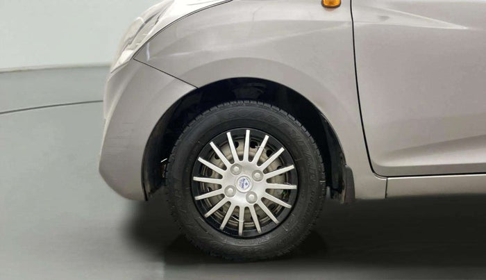 2013 Hyundai Eon ERA +, Petrol, Manual, 71,378 km, Left Front Wheel