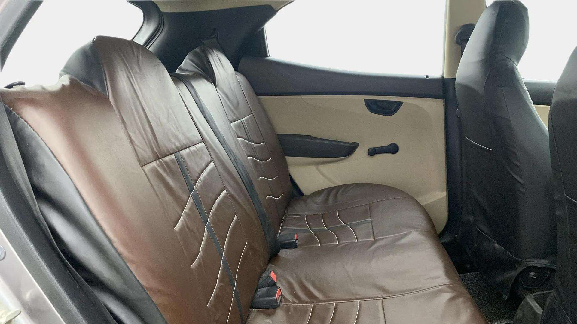 Rear-Cabin-View