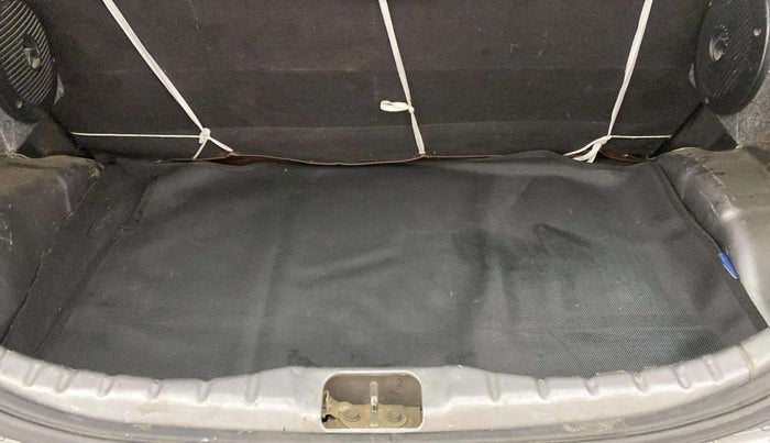 2013 Hyundai Eon ERA +, Petrol, Manual, 71,378 km, Boot Inside
