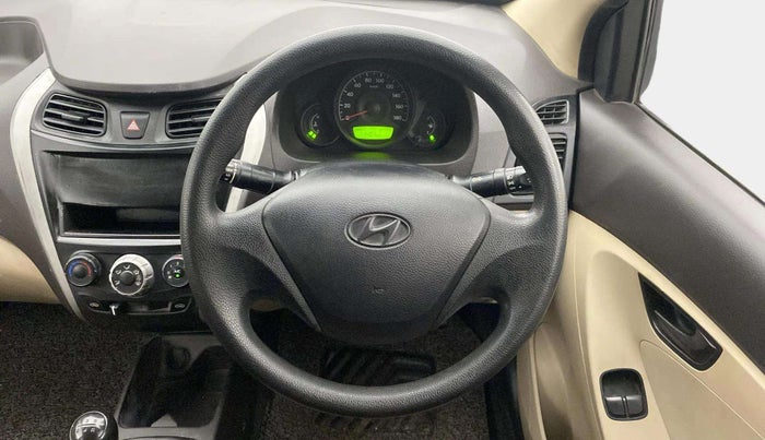 2013 Hyundai Eon ERA +, Petrol, Manual, 71,378 km, Steering Wheel Close Up