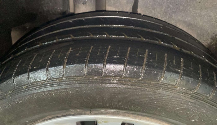 2016 Maruti Ciaz VXI+, Petrol, Manual, 47,643 km, Right Rear Tyre Tread
