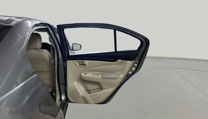 2016 Maruti Ciaz VXI+, Petrol, Manual, 47,643 km, RHS Rear Door
