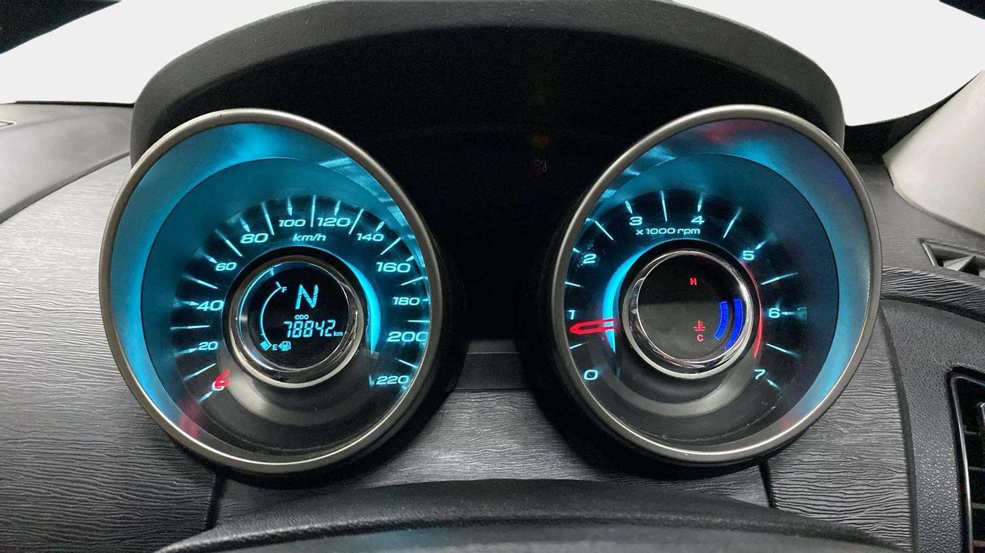 2018 Mahindra XUV500 W7, Diesel, Manual, 79,083 km, Odometer Image
