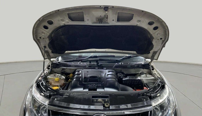 2018 Mahindra XUV500 W7, Diesel, Manual, 78,834 km, Open Bonet
