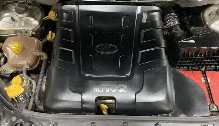 2018 Mahindra XUV500 W7, Diesel, Manual, 78,834 km, Engine View