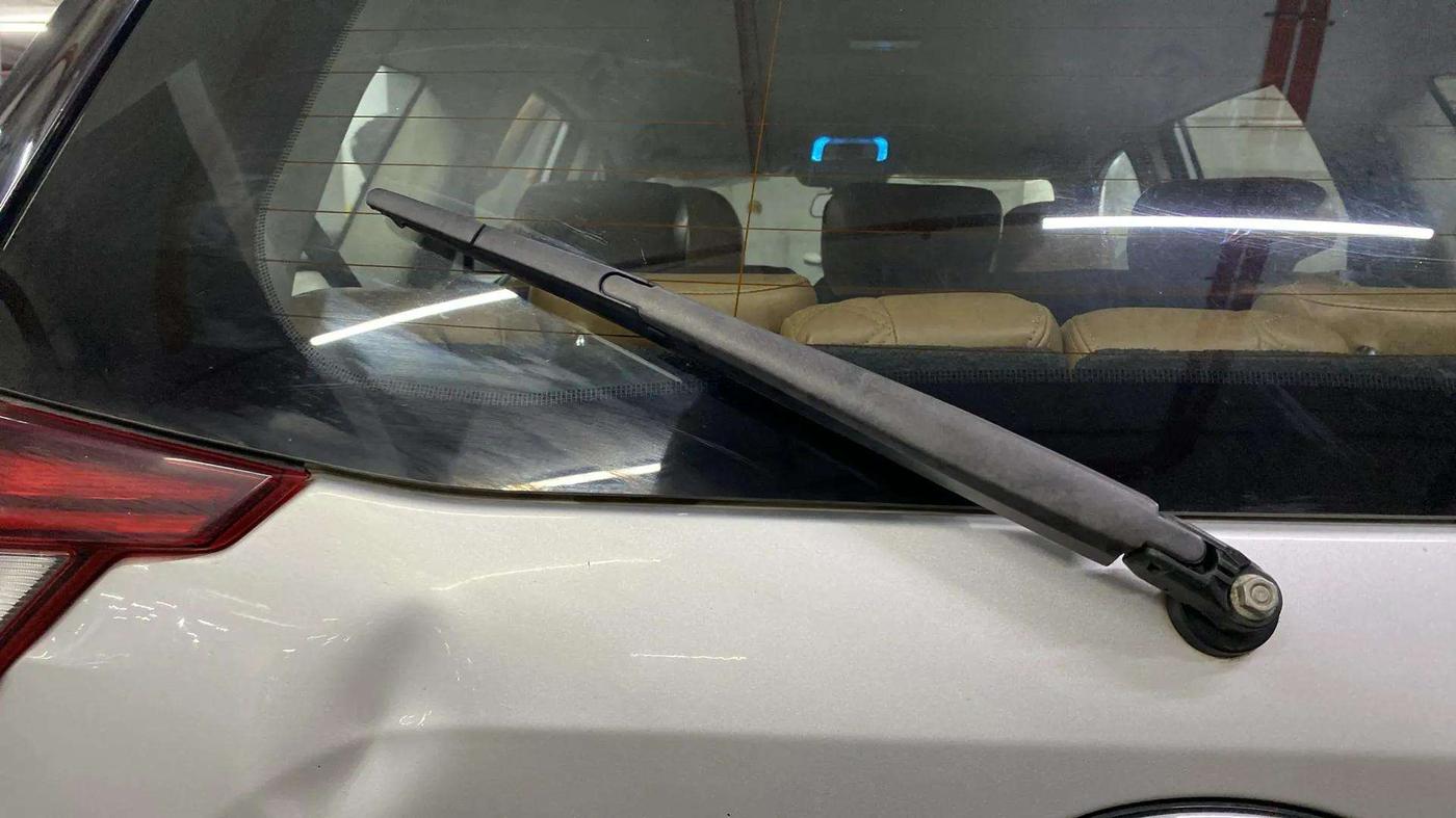 2018 Mahindra XUV500 W7, Diesel, Manual, 79,083 km, Rear Wiper