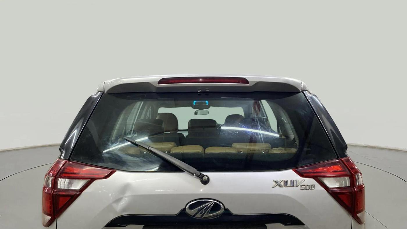 2018 Mahindra XUV500 W7, Diesel, Manual, 79,083 km, Rear Windshield