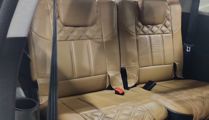 2018 Mahindra XUV500 W7, Diesel, Manual, 78,834 km, Third Seat Row ( optional )