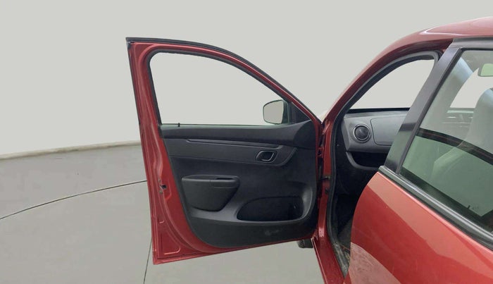 2017 Renault Kwid RXT 0.8, Petrol, Manual, 44,964 km, LHS Front Door