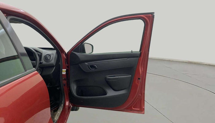 2017 Renault Kwid RXT 0.8, Petrol, Manual, 44,964 km, RHS Front Door