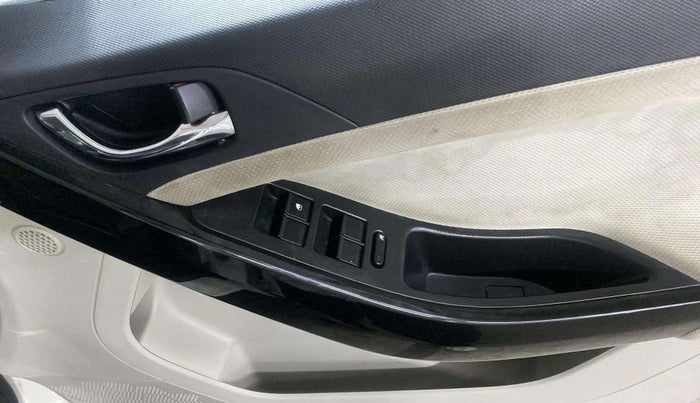 2022 Tata NEXON XZ PETROL, Petrol, Manual, 49,900 km, Driver Side Door Panels Control