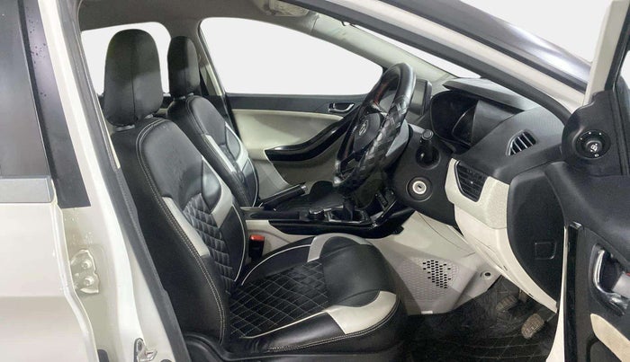 2022 Tata NEXON XZ PETROL, Petrol, Manual, 49,900 km, Right Side Front Door Cabin