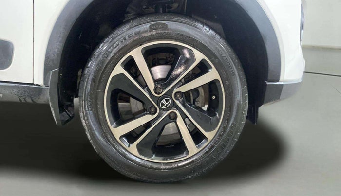 2022 Tata NEXON XZ PETROL, Petrol, Manual, 49,900 km, Right Front Wheel