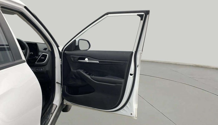 2023 KIA SELTOS HTK PLUS 1.5, Petrol, Manual, 15,250 km, RHS Front Door