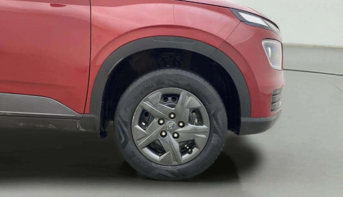 2023 Hyundai VENUE S(O) 1.2, Petrol, Manual, 34,413 km, Right Front Wheel