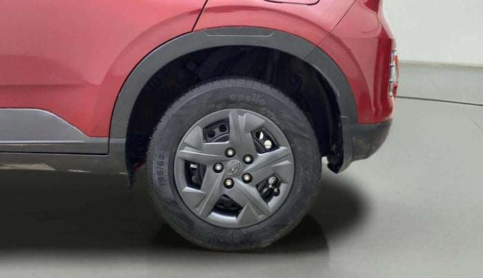 2023 Hyundai VENUE S(O) 1.2, Petrol, Manual, 34,413 km, Left Rear Wheel