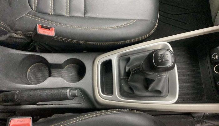 2023 Hyundai VENUE S(O) 1.2, Petrol, Manual, 34,413 km, Gear Lever