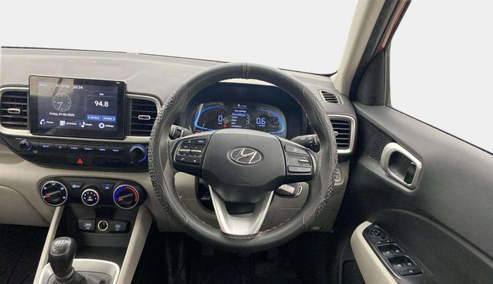 2023 Hyundai VENUE S(O) 1.2, Petrol, Manual, 34,413 km, Steering Wheel Close Up