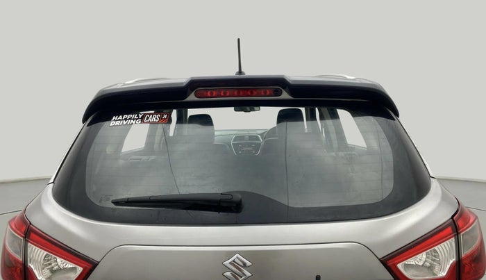 2015 Maruti S Cross ALPHA 1.3, Diesel, Manual, 1,10,748 km, Rear Windshield