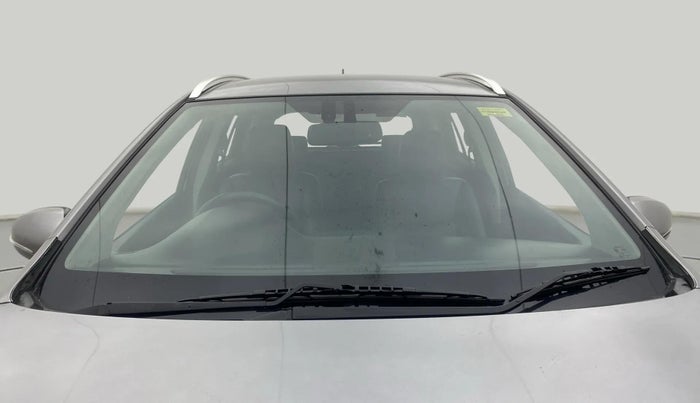 2015 Maruti S Cross ALPHA 1.3, Diesel, Manual, 1,10,748 km, Front Windshield