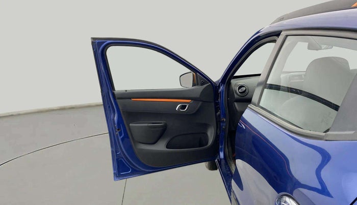 2021 Renault Kwid CLIMBER 1.0 AMT (O), Petrol, Automatic, 27,111 km, LHS Front Door