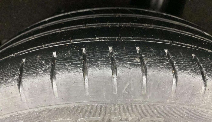 2019 Maruti Baleno ZETA PETROL 1.2, Petrol, Manual, 55,987 km, Left Rear Tyre Tread