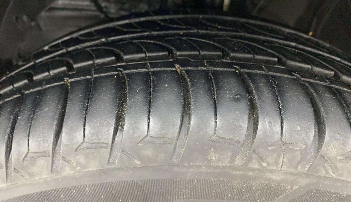 2019 Maruti Baleno ZETA PETROL 1.2, Petrol, Manual, 55,987 km, Left Front Tyre Tread
