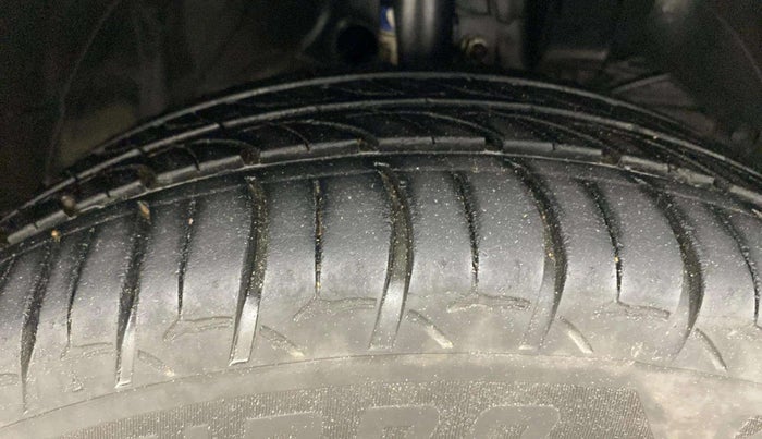 2019 Maruti Baleno ZETA PETROL 1.2, Petrol, Manual, 55,987 km, Right Front Tyre Tread