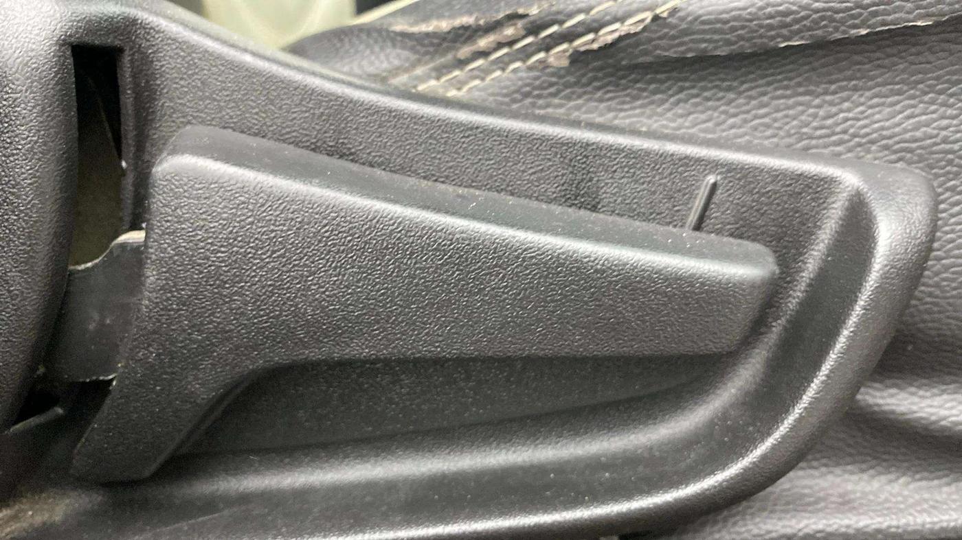 2021 Maruti S PRESSO VXI (O) CNG, CNG, Manual, 56,995 km, Driver Side Adjustment Panel